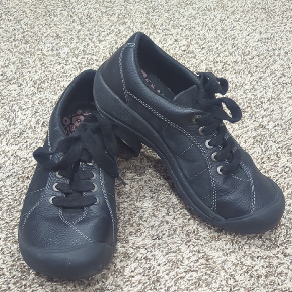 Keen Presidio Black Leather Shoes Size 6.5 - Picture 1 of 8